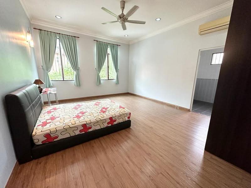 Bungalow House untuk Dijual di Sungai Long (Bandar Sungai Long) - Sunny Chien - Bedroom - PropertyGuru.com.my