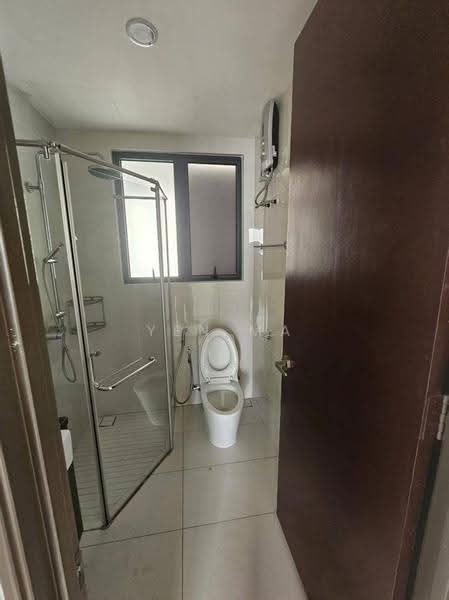 Kondominium untuk Dijual di Kings Bay @ Country Garden Danga Bay - Yen Ma - PropertyGuru.com.my