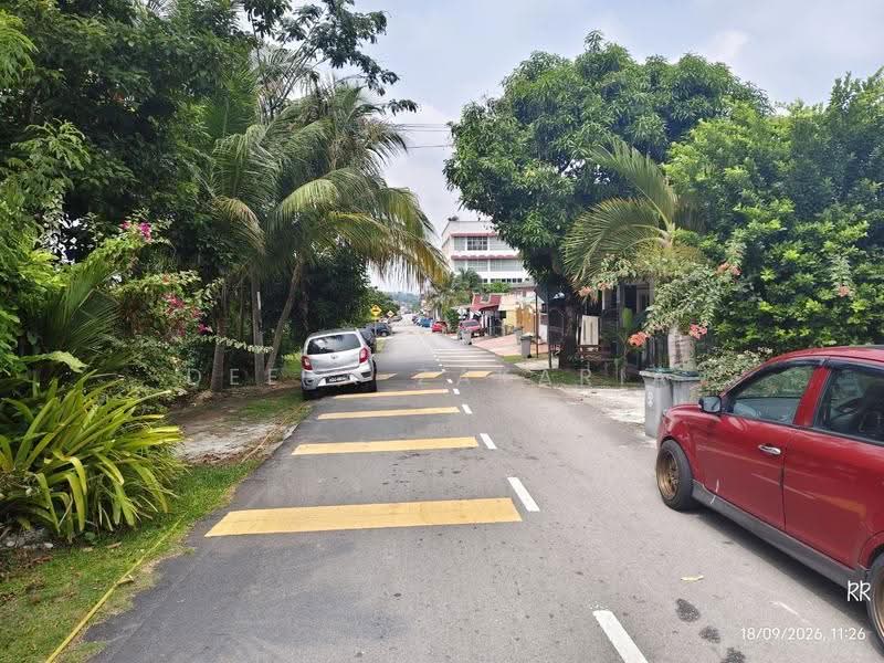 Rumah Teres untuk Dijual di Senawang (Negeri Sembilan) - Deeja Zakaria - Exterior - PropertyGuru.com.my