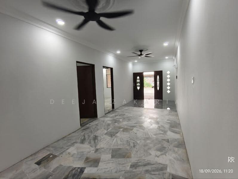 Rumah Teres untuk Dijual di Senawang (Negeri Sembilan) - Deeja Zakaria - Interior - PropertyGuru.com.my