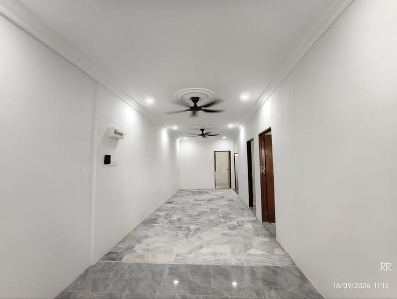 Rumah Teres untuk Dijual di Senawang (Negeri Sembilan) - Deeja Zakaria - PropertyGuru.com.my