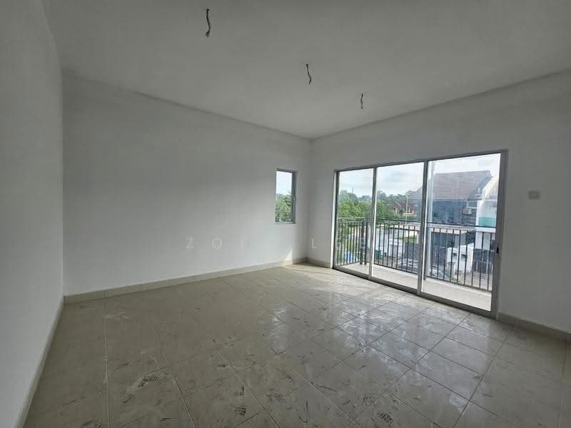 Rumah Teres 2-Tingkat untuk Dijual di Taman Nusa Damai (Pasir Gudang) - Zoey Lee - PropertyGuru.com.my