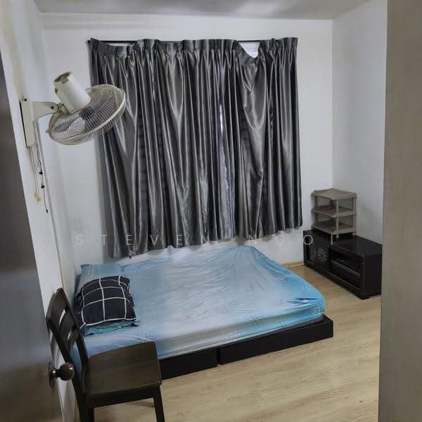 Service Residence for Sale at Larkin Heights - Steven Ngoi - Bedroom - PropertyGuru.com.my
