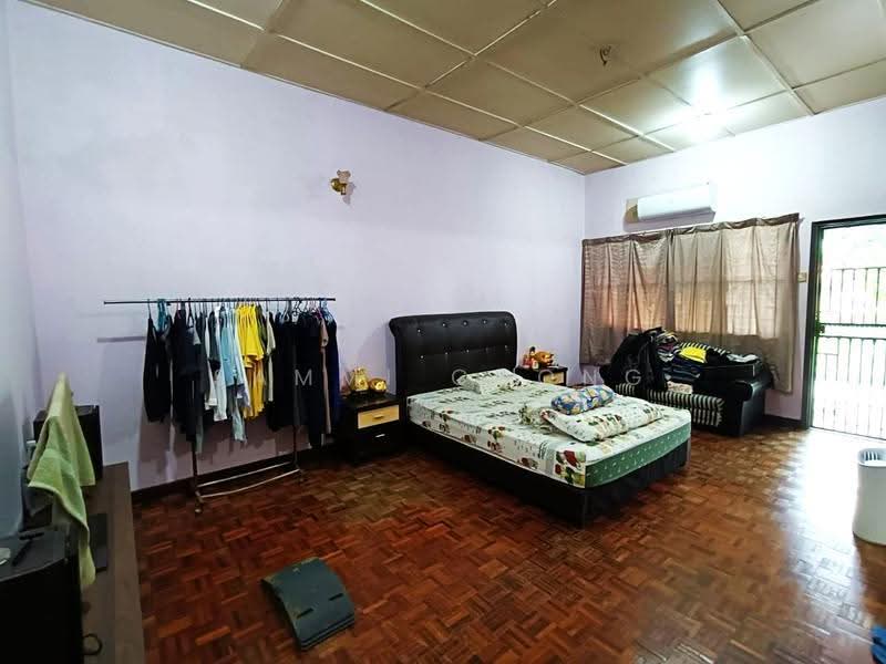 2-storey Terraced House for Sale in Taman Cempaka (Ampang) - Sammi Chong - Bedroom - PropertyGuru.com.my
