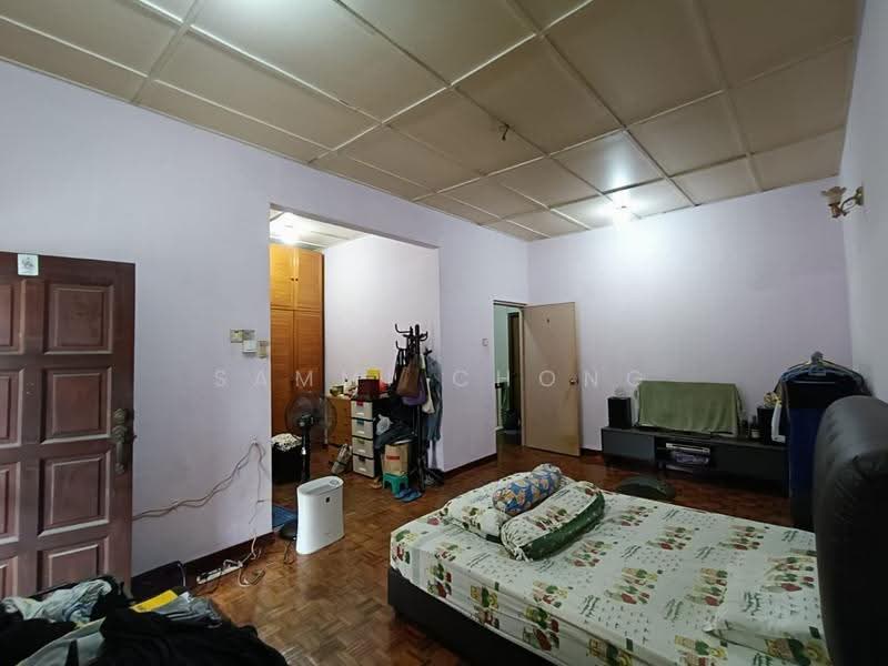 2-storey Terraced House for Sale in Taman Cempaka (Ampang) - Sammi Chong - Bedroom - PropertyGuru.com.my