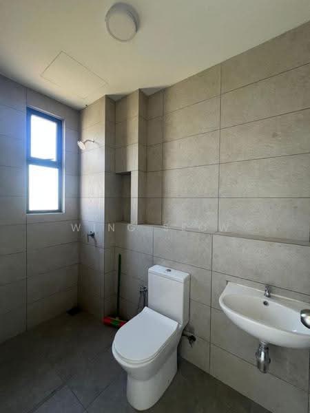 Terraced House for Rent in Telok Panglima Garang (Selangor) - Wing Seow - Bathroom - PropertyGuru.com.my