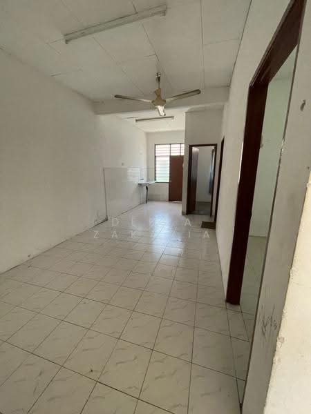 Terraced House for Sale in Taman Politeknik (Telok Kemang) - Deeja Zakaria - Interior - PropertyGuru.com.my