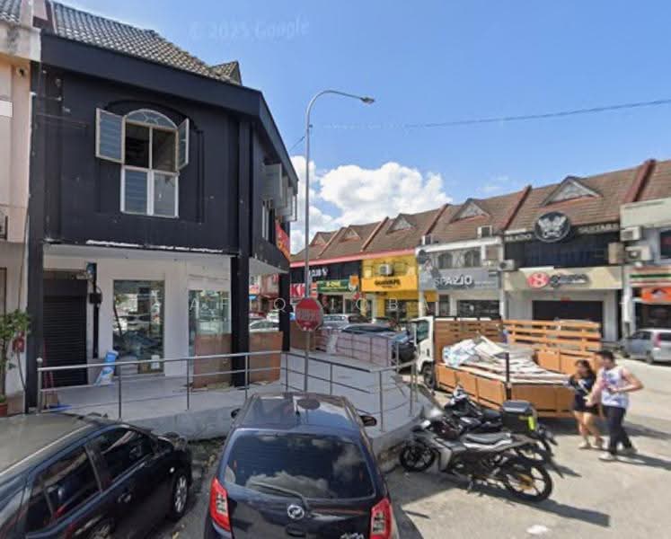 Shop for Rent in Subang Jaya (Selangor) - Afiq Iqbal - Exterior - PropertyGuru.com.my