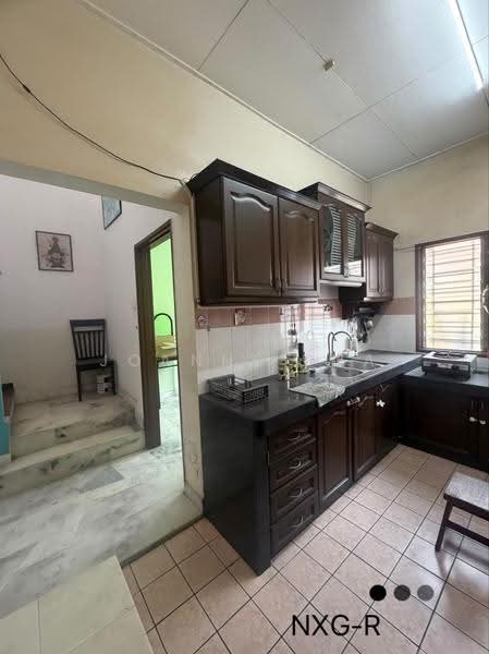 Rumah Teres 1.5-Tingkat untuk Dijual di Bandar Bukit Raja (Klang) - Joanne Pua - Kitchen - PropertyGuru.com.my