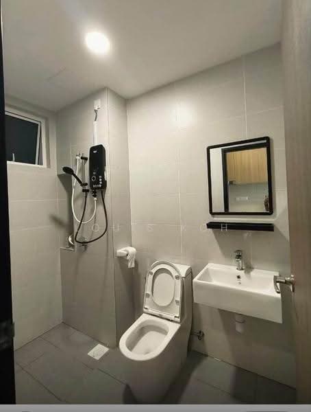 Service Residence for Sale at TRELLIS RESIDENCES - Louis Koh - Bathroom - PropertyGuru.com.my