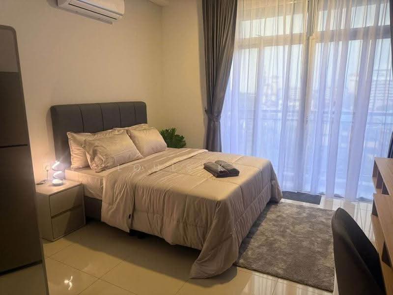 Service Residence for Sale at TRELLIS RESIDENCES - Louis Koh - Bedroom - PropertyGuru.com.my