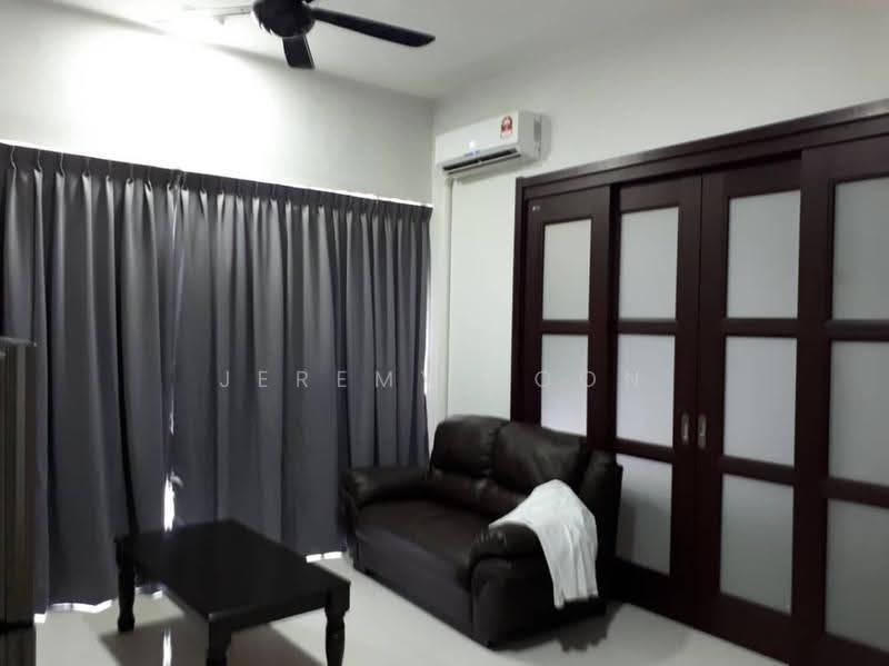 Kondominium untuk Dijual di Bay Point @ Country Garden Danga Bay - Jeremy Voon - Living Room - PropertyGuru.com.my