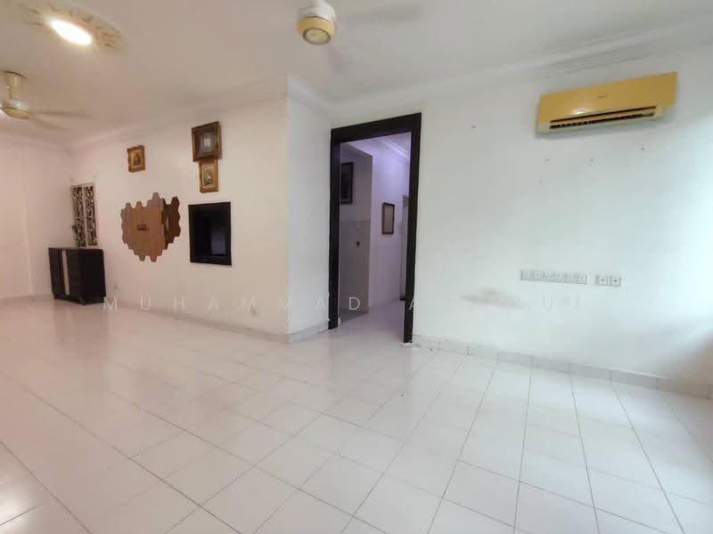 Condominium for Rent at De Rozelle - Muhammad Amerul - Living Room - PropertyGuru.com.my
