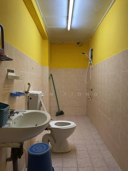 Rumah Teres 2-Tingkat untuk Dijual di Kota Kinabalu (Sabah) - Alan Tiong - Bathroom - PropertyGuru.com.my
