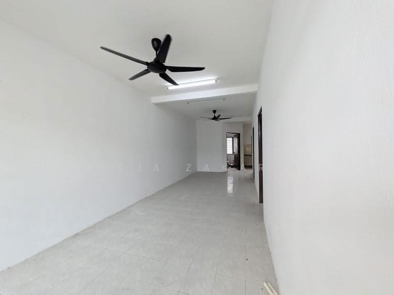 Terraced House for Sale in Taman Intan Perdana (Si Rusa) - Deeja Zakaria - Interior - PropertyGuru.com.my