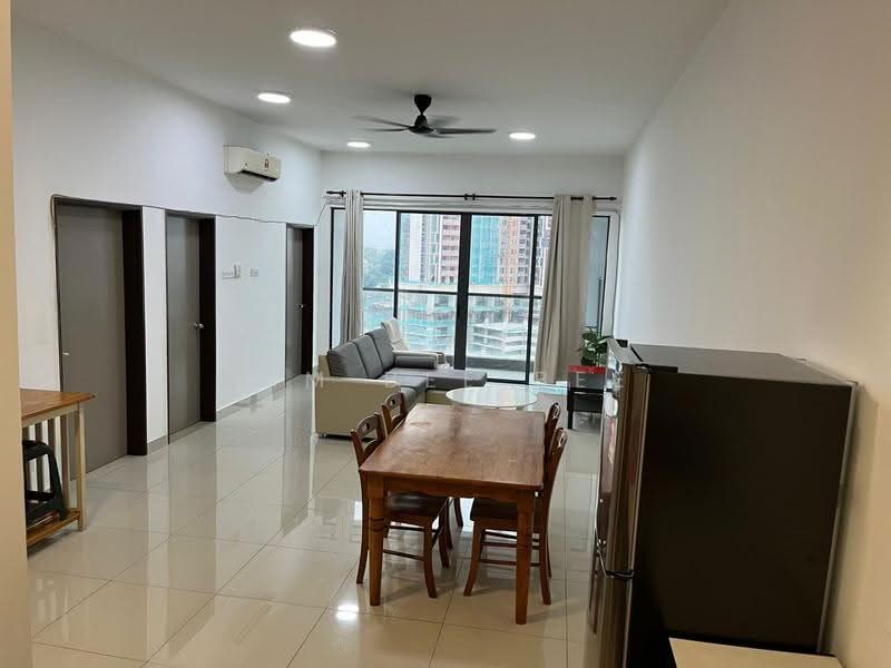 Kediaman Servis untuk Disewa di SkyVille 8 @ Benteng 8 - Lim Bee Bee - Living Room - PropertyGuru.com.my