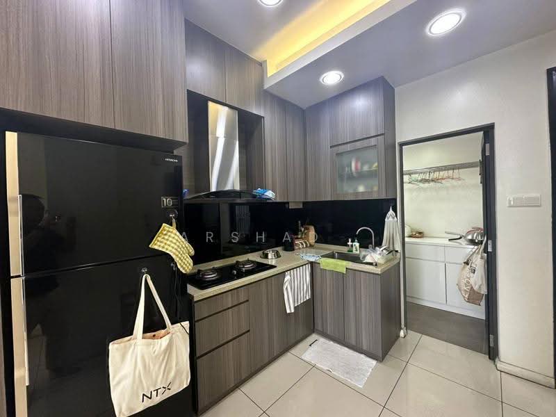 Condominium for Sale at The WaterEdge (Pinggiran Air) - Arshad . - Kitchen - PropertyGuru.com.my