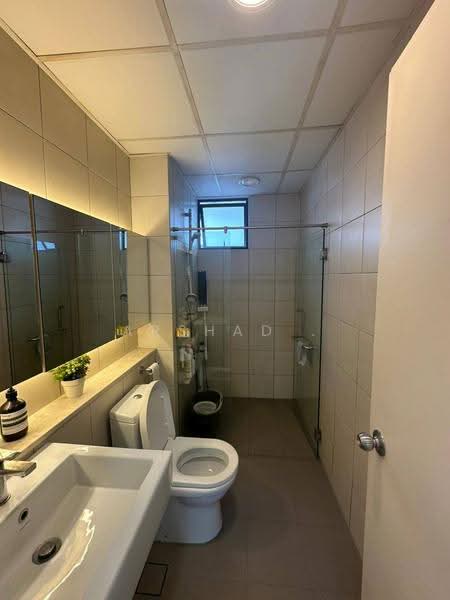 Condominium for Sale at The WaterEdge (Pinggiran Air) - Arshad . - Bathroom - PropertyGuru.com.my