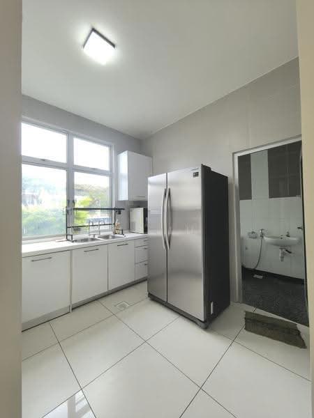Kondominium untuk Disewa di The Seed Taman Sutera Utama - Mr Lu - Kitchen - PropertyGuru.com.my