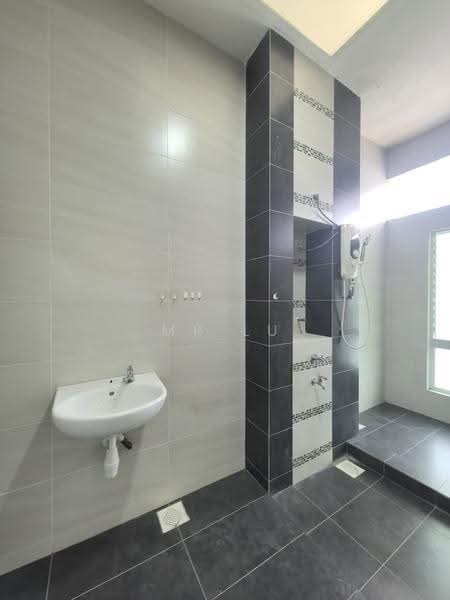 Kondominium untuk Disewa di The Seed Taman Sutera Utama - Mr Lu - Bathroom - PropertyGuru.com.my