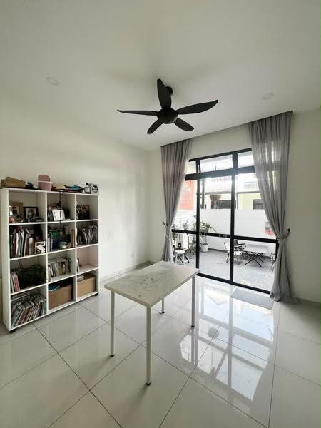 Terraced House for Sale in Johor Bahru (Johor) - Wan Ning - Study - PropertyGuru.com.my