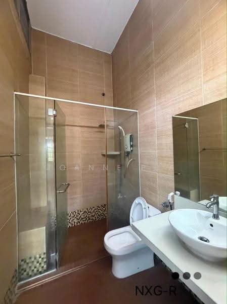 2-storey Terraced House for Sale in Taman Gembira (Klang) - Joanne Pua - Bathroom - PropertyGuru.com.my