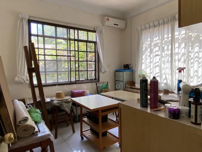 Bungalow House for Sale in Kota Kinabalu (Sabah) - Alan Tiong - Study - PropertyGuru.com.my