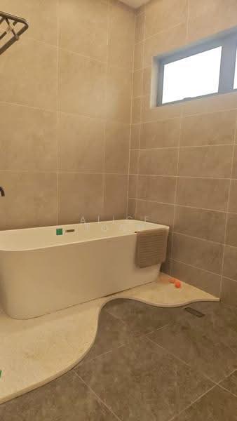 Rumah Banglo untuk Dijual di Petaling Jaya (Selangor) - Alice Tong - Bathroom - PropertyGuru.com.my