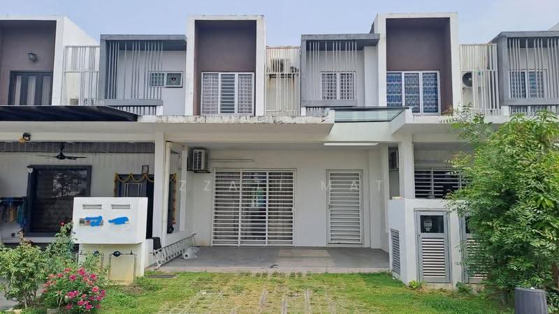 2-storey Terraced House for Rent in Dengkil (Selangor) - Izzati Mat - Exterior - PropertyGuru.com.my
