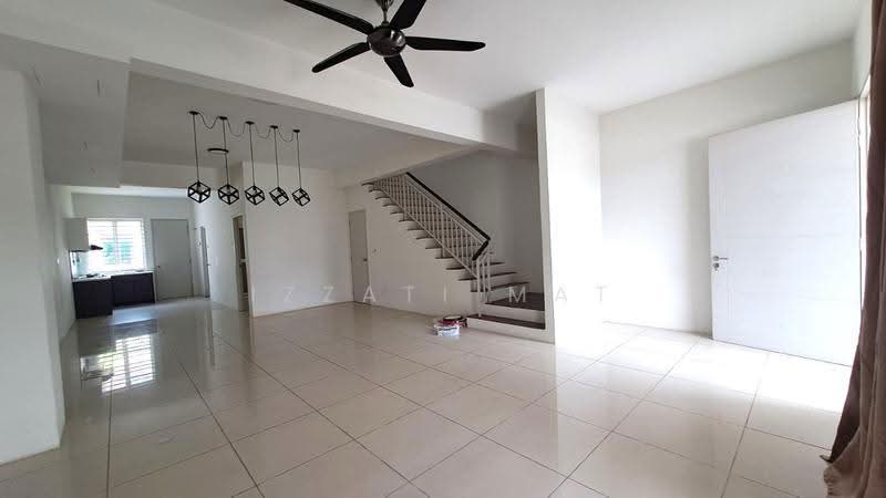 2-storey Terraced House for Rent in Dengkil (Selangor) - Izzati Mat - Interior - PropertyGuru.com.my