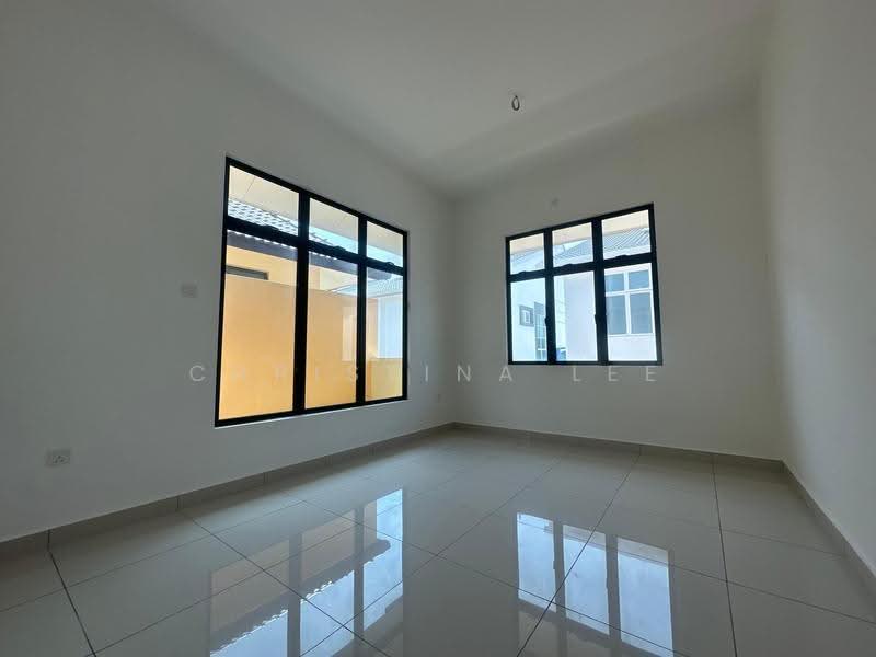 Rumah Berkembar untuk Dijual di Tanjong Minyak (Melaka) - Christina Lee - PropertyGuru.com.my