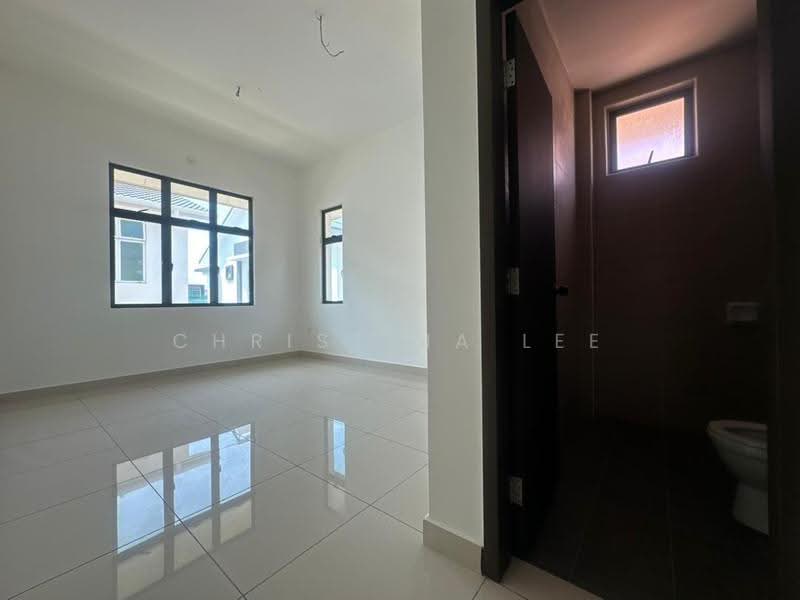 Rumah Berkembar untuk Dijual di Tanjong Minyak (Melaka) - Christina Lee - PropertyGuru.com.my