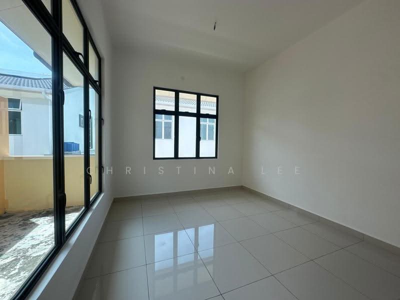 Rumah Berkembar untuk Dijual di Tanjong Minyak (Melaka) - Christina Lee - PropertyGuru.com.my
