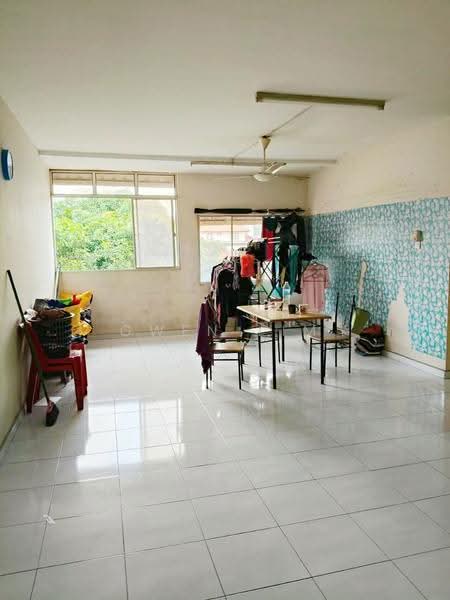 Rumah Flat untuk Dijual di Impian Stulang - Gwen Lim - Living Room - PropertyGuru.com.my
