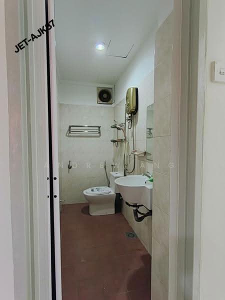 Apartment for Sale at Vista Bayu - Andrew Ang - Bathroom - PropertyGuru.com.my