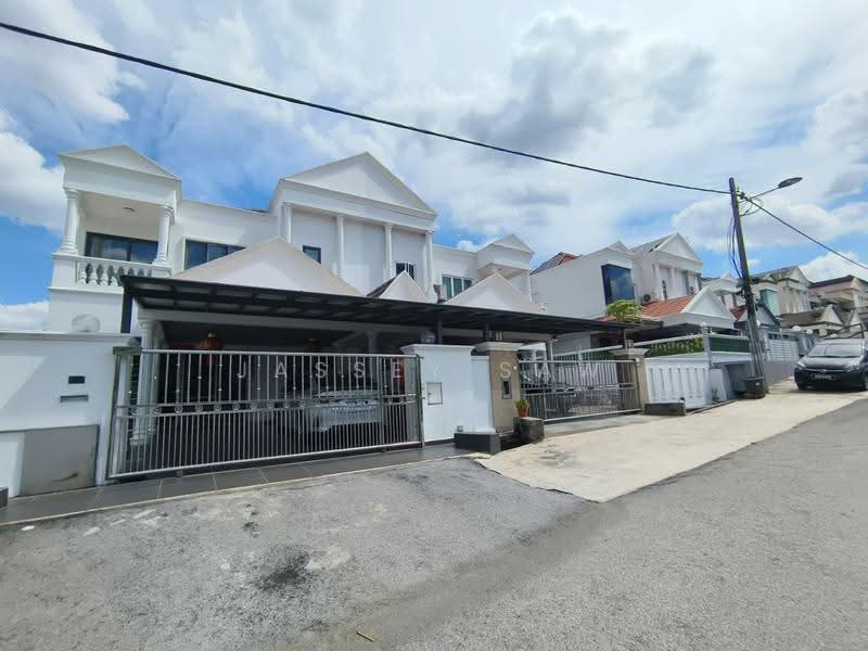 Semi-Detached House for Sale in Cheras (Selangor) - Jassey Saw - Exterior - PropertyGuru.com.my