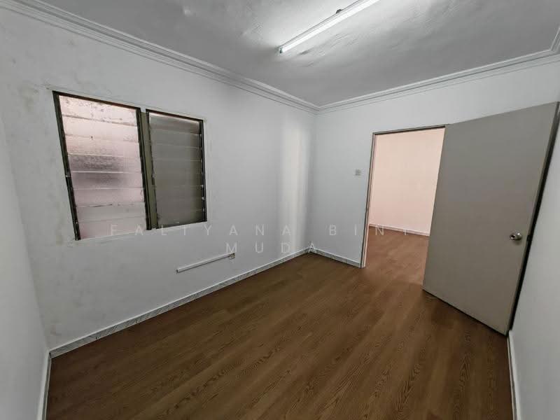Pangsapuri untuk Dijual di Apartment Idaman - Faliyana binti Muda - PropertyGuru.com.my