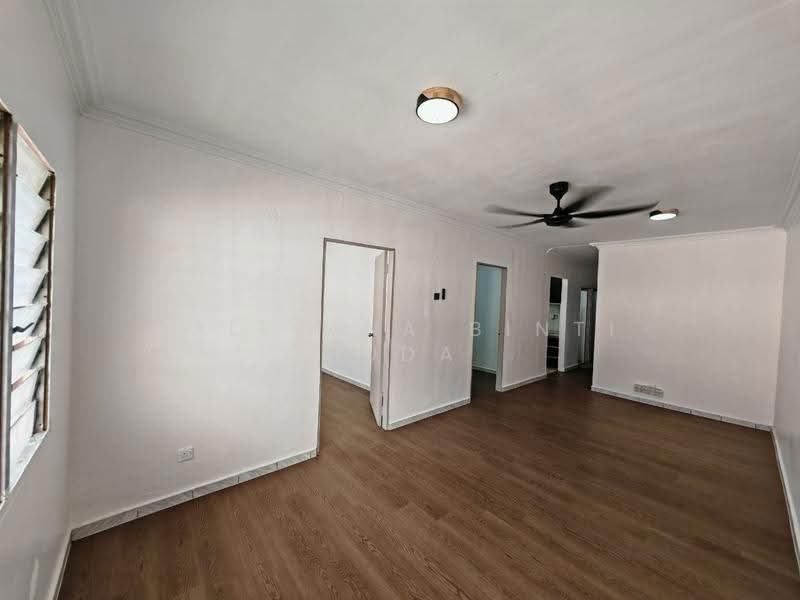 Pangsapuri untuk Dijual di Apartment Idaman - Faliyana binti Muda - PropertyGuru.com.my