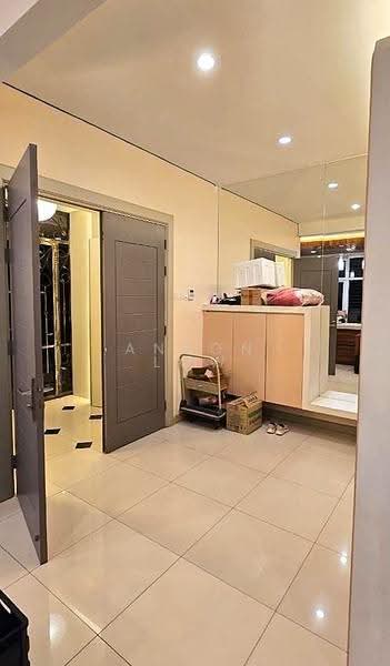 Kondominium untuk Dijual di Fettes Residence - Anson Low - Entrance - PropertyGuru.com.my