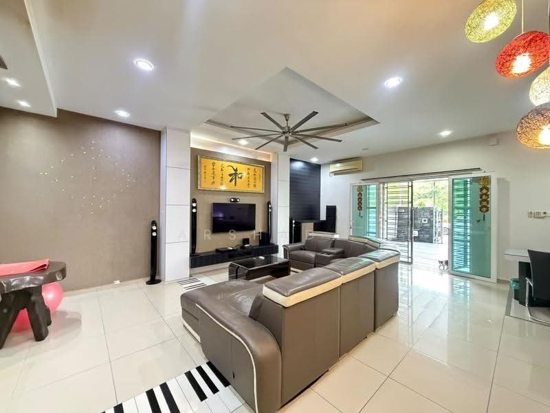 3-storey Terraced House for Sale in Bandar Seri Alam (Masai) - Arshad . - Living Room - PropertyGuru.com.my
