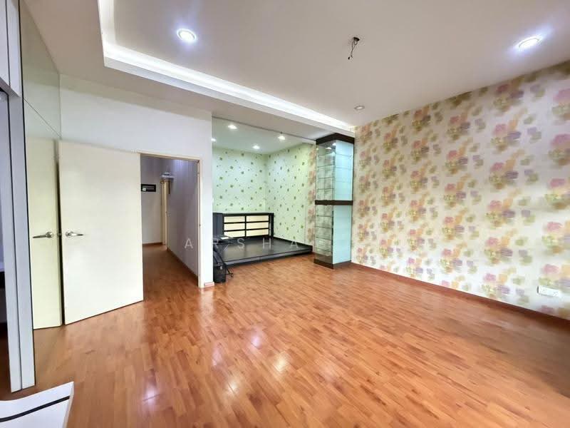 3-storey Terraced House for Sale in Bandar Seri Alam (Masai) - Arshad . - Living Room - PropertyGuru.com.my