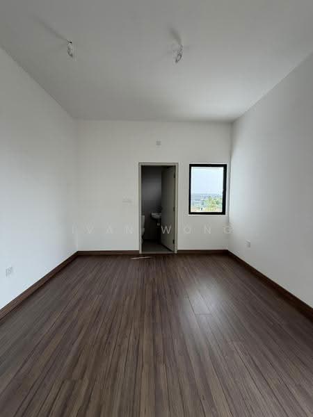 2-storey Terraced House for Sale in Bukit Raja (Selangor) - Ivan Wong - Interior - PropertyGuru.com.my