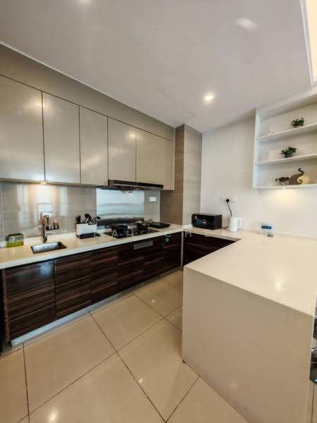 Kondominium untuk Dijual di R&F Princess Cove Phase 2-Seine Region - Real Chew - Kitchen - PropertyGuru.com.my