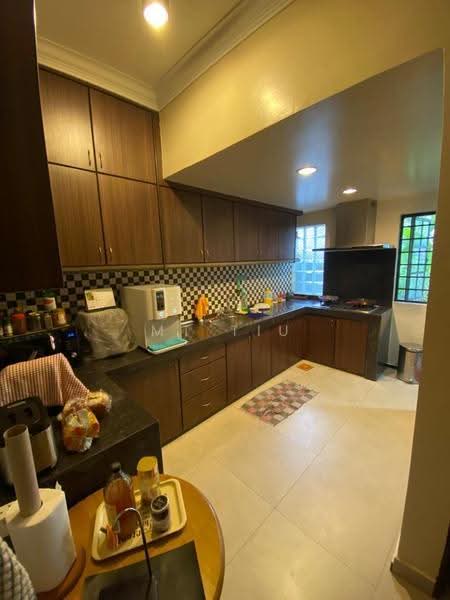 2.5-storey Terraced House for Sale in Bukit Antarabangsa (Ulu Kelang) - MT Tiu - Kitchen - PropertyGuru.com.my
