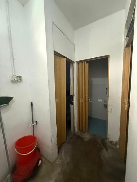 Shop for Sale in Taman Senai Utama (Kulai) - Zack Chow - Interior - PropertyGuru.com.my