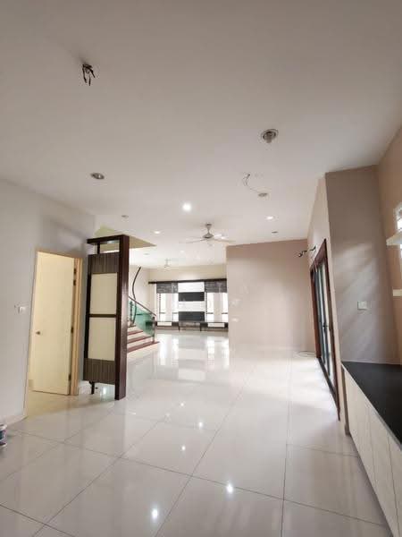 Link Bungalow for Sale in Kluang (Johor) - Lan Tai Chow - Living Room - PropertyGuru.com.my
