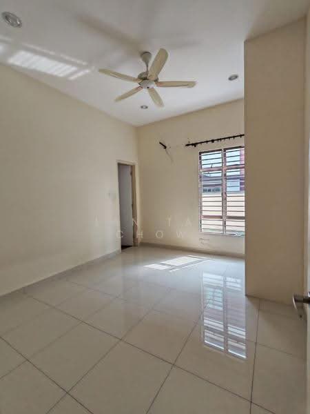 Link Bungalow for Sale in Kluang (Johor) - Lan Tai Chow - Interior - PropertyGuru.com.my