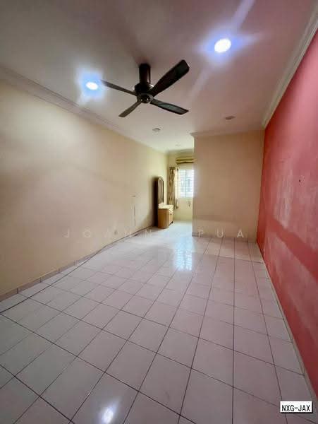 2-storey Terraced House for Sale in Bandar Bukit Tinggi (Klang) - Joanne Pua - Living Room - PropertyGuru.com.my