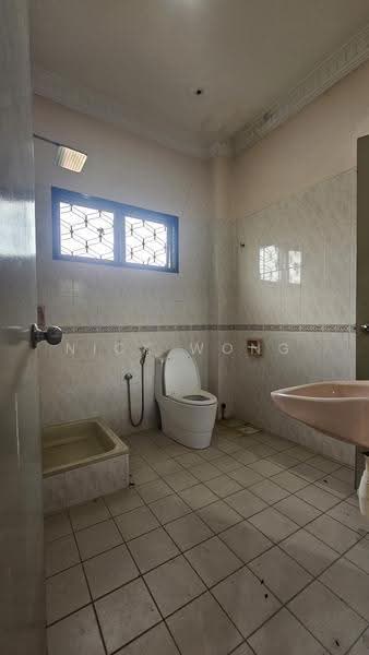 Rumah Berkembar untuk Dijual di Cheras (Kuala Lumpur) - Nick Wong - Bathroom - PropertyGuru.com.my