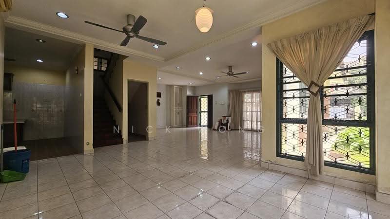 Rumah Berkembar untuk Dijual di Cheras (Kuala Lumpur) - Nick Wong - Living Room - PropertyGuru.com.my